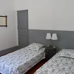 Casa A Rota D'hotes Dans Maison D'americains 3*