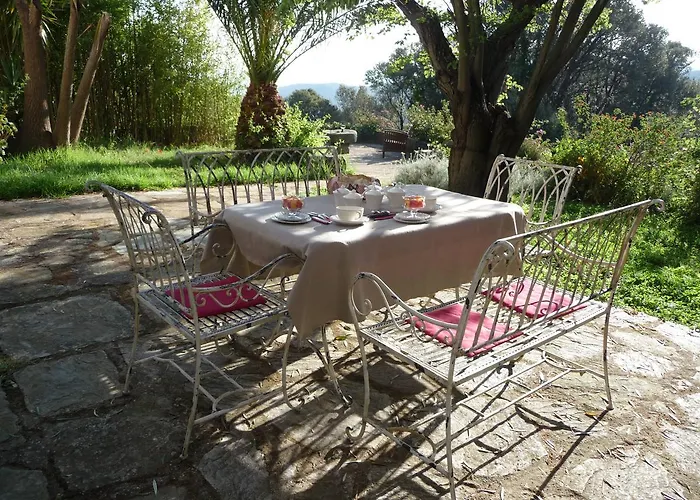 Casa A Rota D'hôtes Ersa